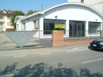 Parma capannone a destinazione commerciale