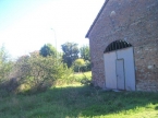 Alseno rustici di varie metrature con giardino