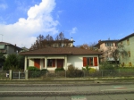 Lugagnano Paese Villa con Giardino