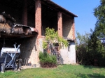 Gropparello Casa da Ristrutturare con Giardino e Portico