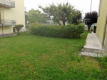 Bifamigliare Intera con Ampio Giardino