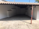 Magazzino con Tettoia