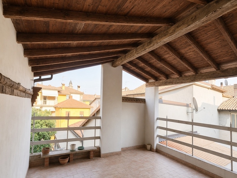 Porzione di Casa nel Cuore Storico adiacente alla Piazza.
