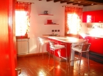 Parma nord casa indipendente ristrutturata con piscina