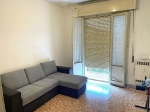 Zona Luce: Ampio Trilocale con Garage e Cantina
