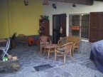 Gusano ampia casa indipendente corredata di giardino